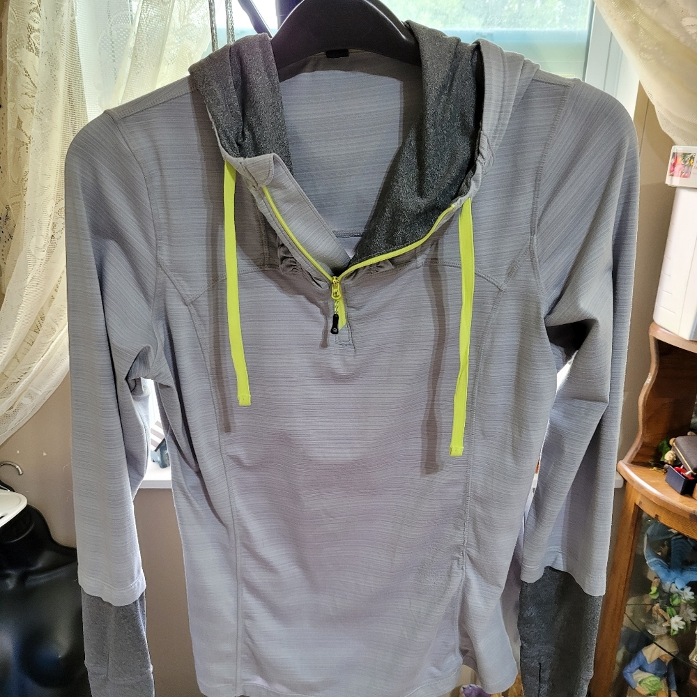 (2427) MONDETTA ,Women's,  size XL, Hoodie Top, light Jacket, Light Grey.
